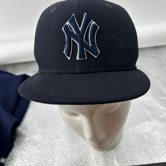 New Era Other - New Era New York NY Yankees MLB Black Fitted Size 6 3/4  Mesh In Black